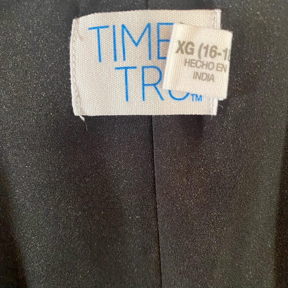 Time and Tru Black Floral Dress - Picture 5 of 5